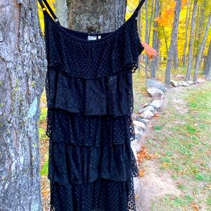 Black Lace Guess Dress!